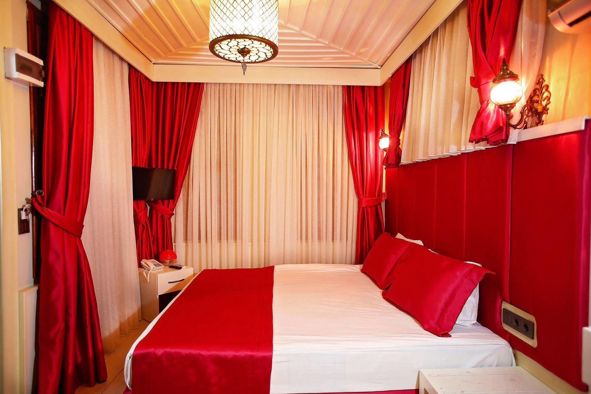 Mia Hotel Antalya Bagian luar foto